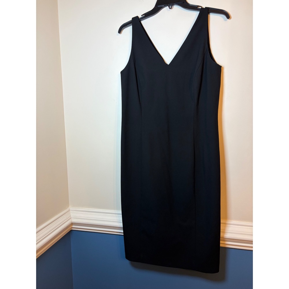LBD Ann Taylor Sheath Dress Women 4 Black Sleeveless V-Neck Workwear Knee Length